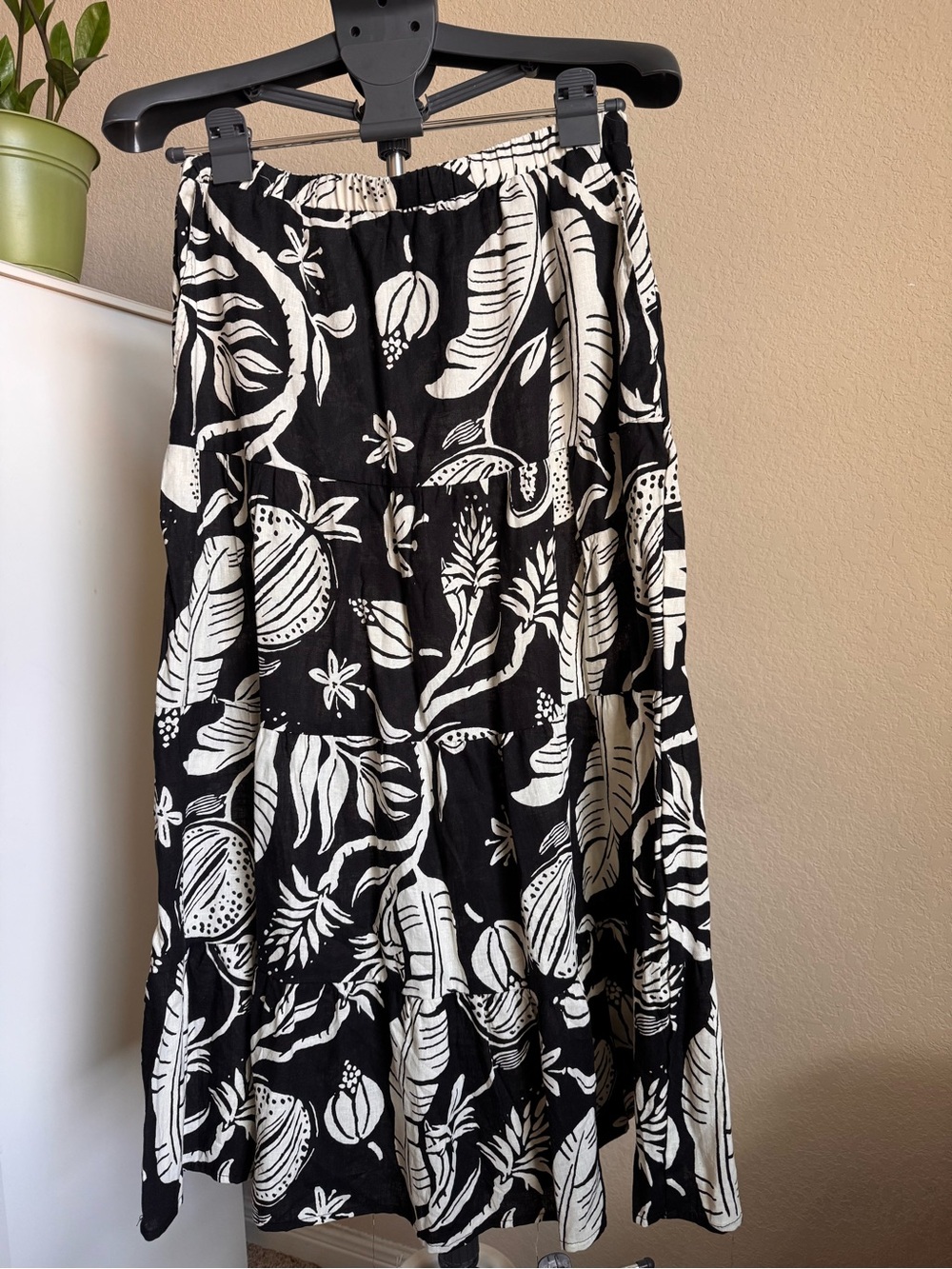 Christian Siriano Black and White Botanical Tiered Maxi Skirt